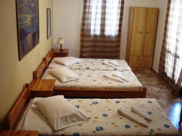 Pension Lagoudera Naxos City Room photo